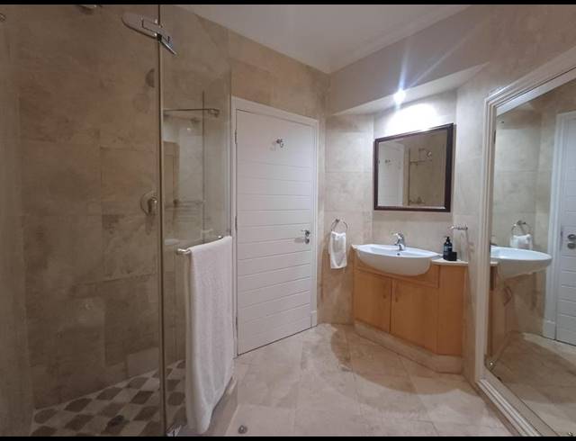 2 BEDROOM PROPERTY TO RENT IN UMHLANGA ROCKS